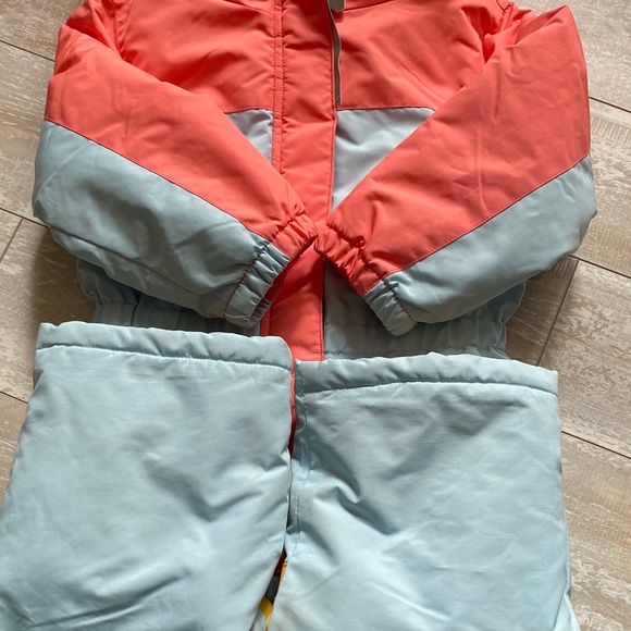 Swiss Tech Girls Snowsuit size 3T - Picture 4 of 6